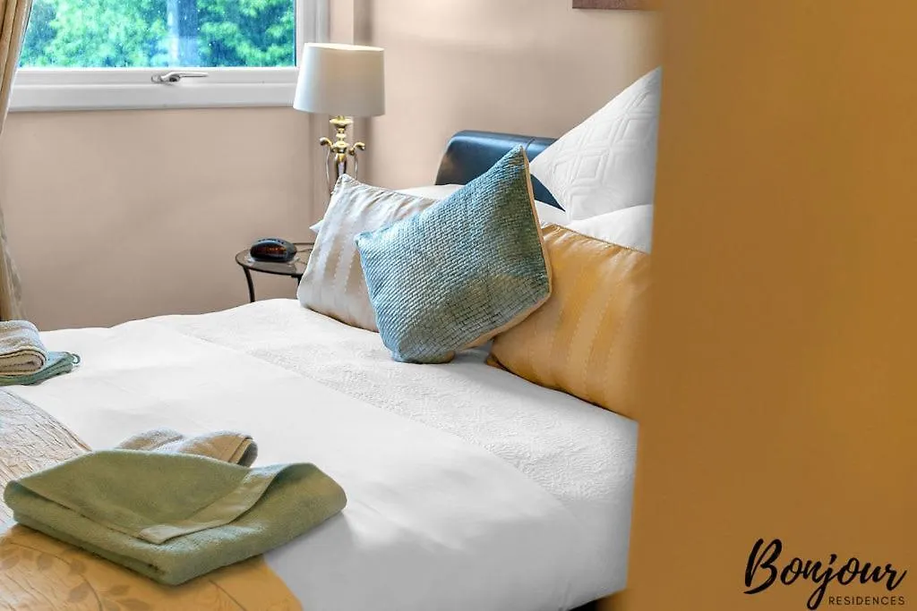 Auteil Suite By Bonjour Residences Edinburgh 0*,