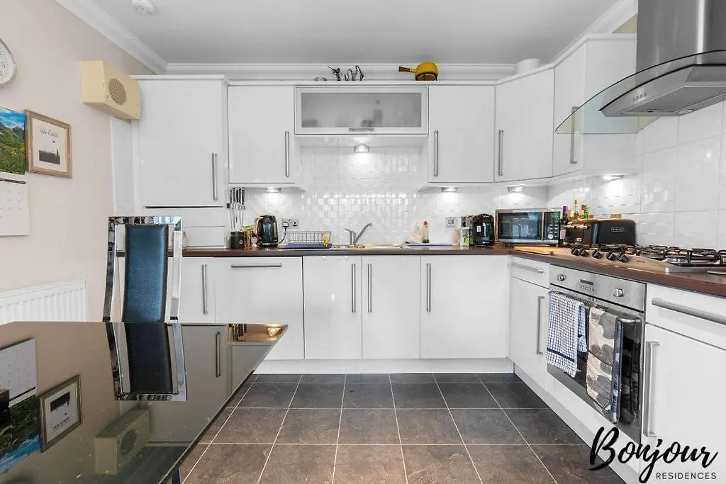 Auteil Suite By Bonjour Residences Edinburgh